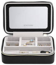 Stackers Lyx Resesmyckeskrin - Svart Raffia