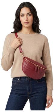Elie Beaumont Woven Sling Bag - Oxblodsröd