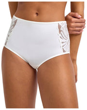 Falke Delicate Touch Mid Waist Shorts - Ivory