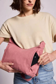 Hindbag Emile Multi Pocket Axelväska - Blush Pink