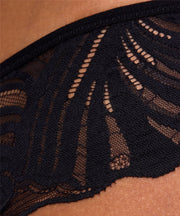 Falke Delicate Touch Briefs - Svart