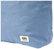 Roka Hoxton Large Cotton Canvas Axelväska - Aviation Blue
