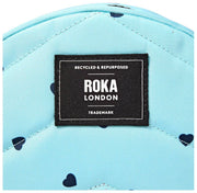 Roka Paddington Small Crossbody-väska i återvunnen canvas - Hjärttryck blå