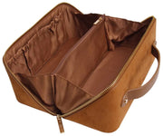 Alice Wheeler London Kensington Tågfodral i mocka - Fudge Tan