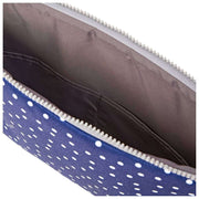 Roka Brick Lane Recycled Canvas Laptop Fodral - Marinblå Polka Dot