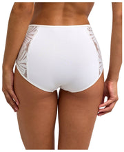 Falke Delicate Touch Mid Waist Shorts - Ivory