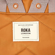 Roka Canfield B Medium Återvunnen Nylon Ryggsäck - Biscuit Brown
