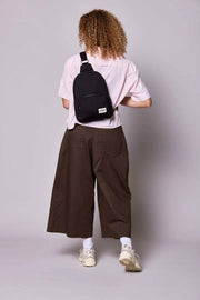 Hindbag Felix Sling Bag - Svart