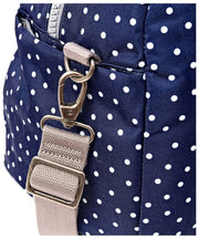 Roka Gatwick Medium Recycled Canvas Duffle Bag - Marinblå Polka Dot