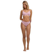 Falke Daily Seamless Thong - Rose Pink
