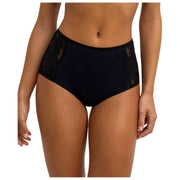 Falke Delicate Touch Mid Waist Shorts - Svart
