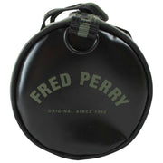 Fred Perry Classic Mini Barrel Bag - Laurel Wreath Grön/Svart