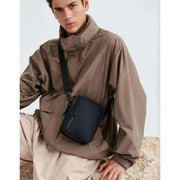 Gaston Luga Dash Verti Crossbody Bag - Svart