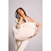 Hindbag Claude Teddy Tygväska - Arctic White