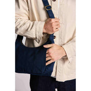 Hindbag Emile Multi Pocket Axelväska - Marinblå