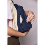 Hindbag Felix Sling Bag - Marinblå