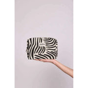 Hindbag Leon Necessär - Ecru Zebra