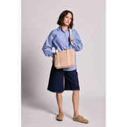 Hindbag Louise Square Woven Crossbody Bag - Korallrosa