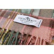 Locharron of Scotland Borders Dundee lammullsfilt - rosa rosa/grön