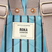 Roka Canfield B Liten Återvunnen Canvas Ryggsäck - Blue Stripe