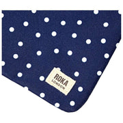 Roka Carnaby XL Återvunnen Canvas Crossbody-väska - Marinblå Polka Dot