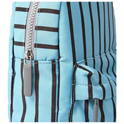 Roka Willesden B Large Crossbody-väska i återvunnen canvas - blå rand