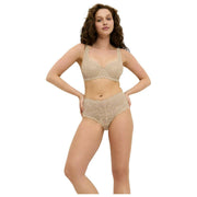 Triumph Amourette Tråd vadderad spets BH - Skin Beige