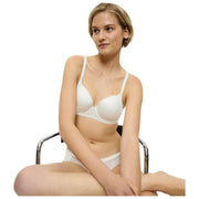 Triumph Body Make Up Soft Touch Wired BH - Vaniljkräm
